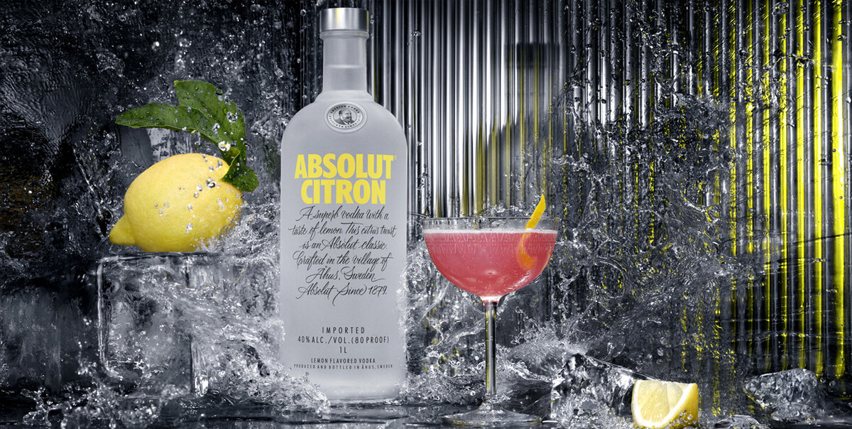 Даже и сейчас во многих рецептурах можно встретить именно лимонный Абсолют в качестве водки для коктейля.