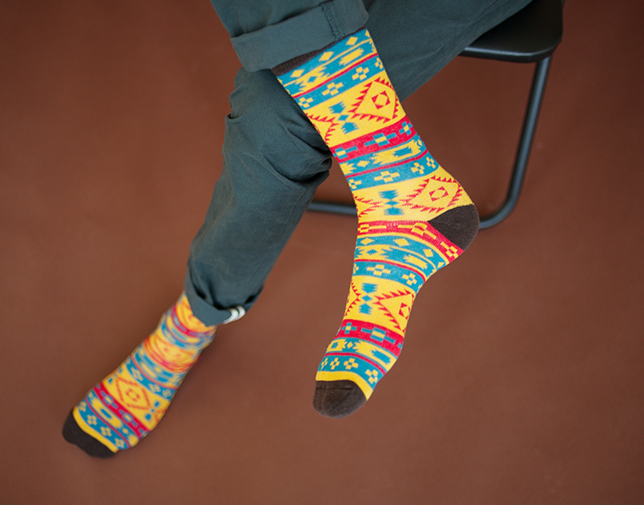 Веселые носки. Приколы с носками. Прикольные мужские носки. Мемы про носки. Потерянные носки.