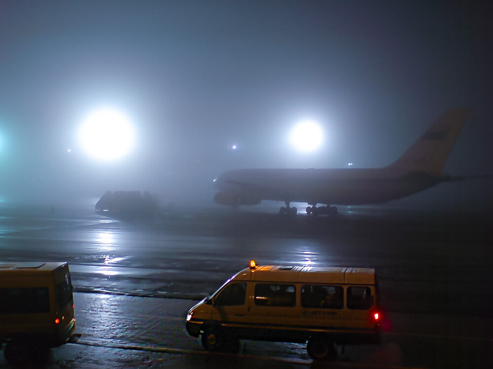 Закат во Внуково аэропорте