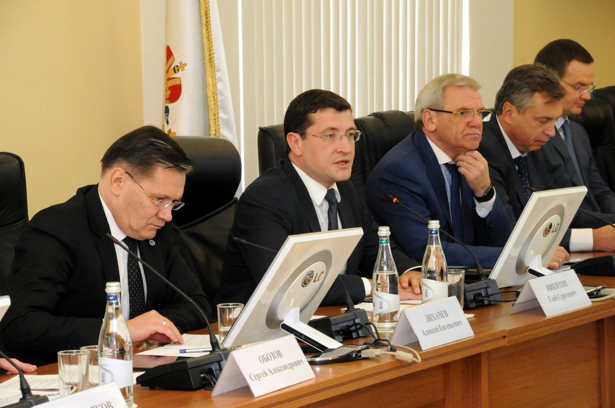 Александр Воложанин