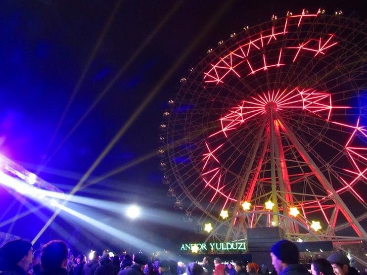 Колесо обозрения «Звезда Анхора». Фото с сайта Afisha.Uz