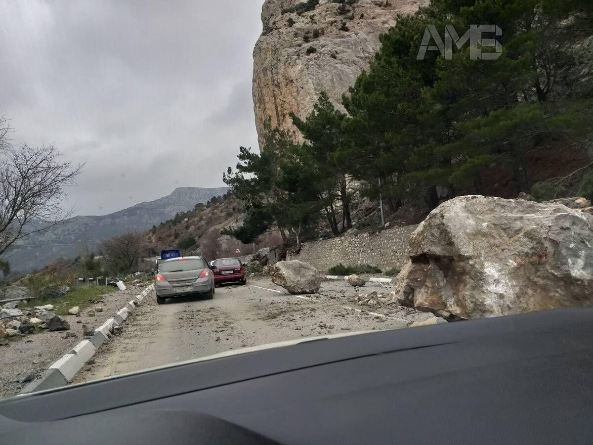 камнепад в Севастополе