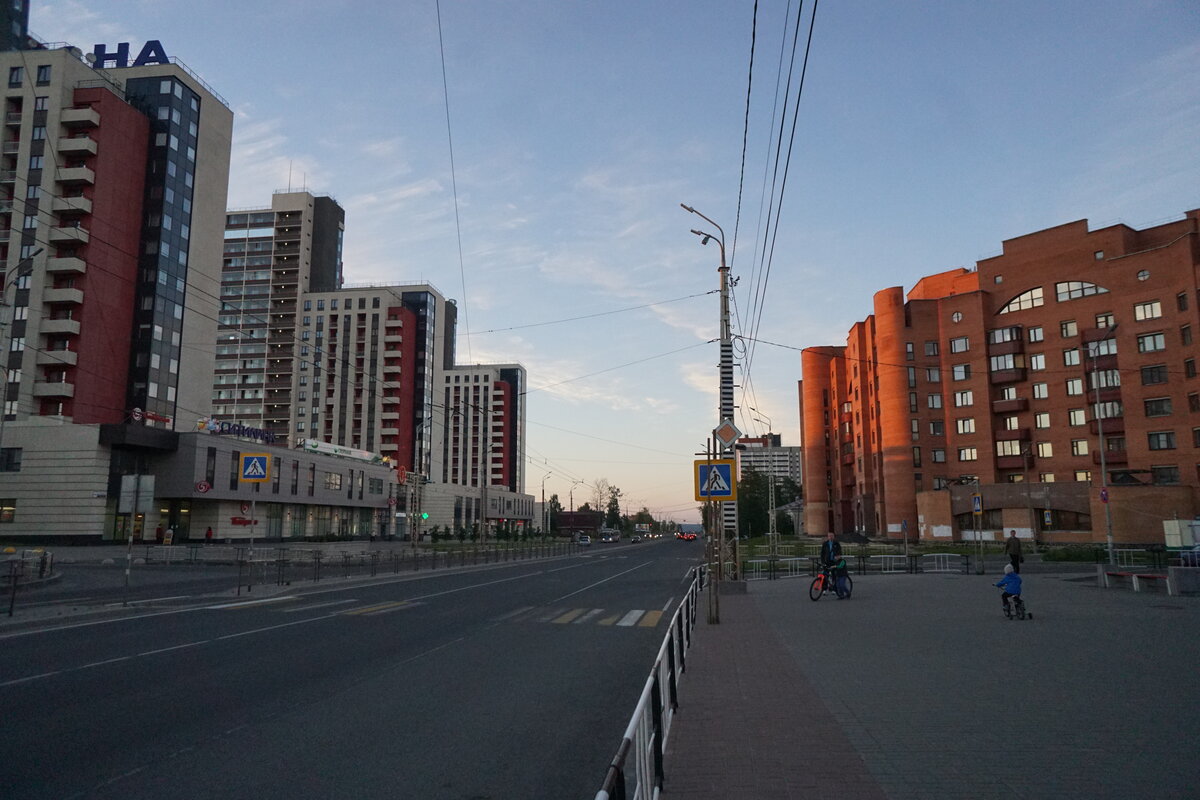 Белые ночи в Петрозаводске (62° с.ш.). 30 июня  22:01 Фото автора