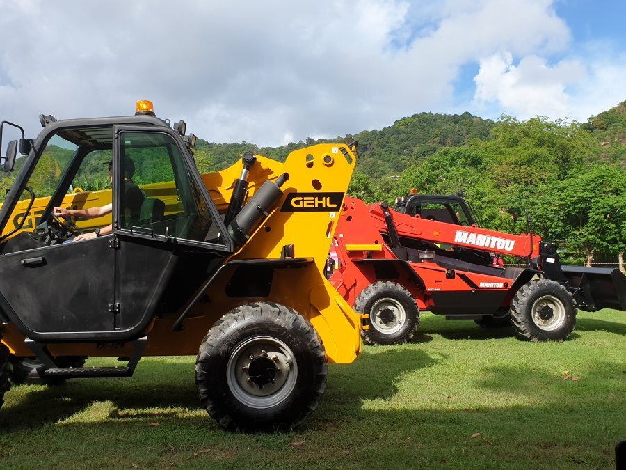 В Россию придут новые телескопические и мини погрузчики Manitou