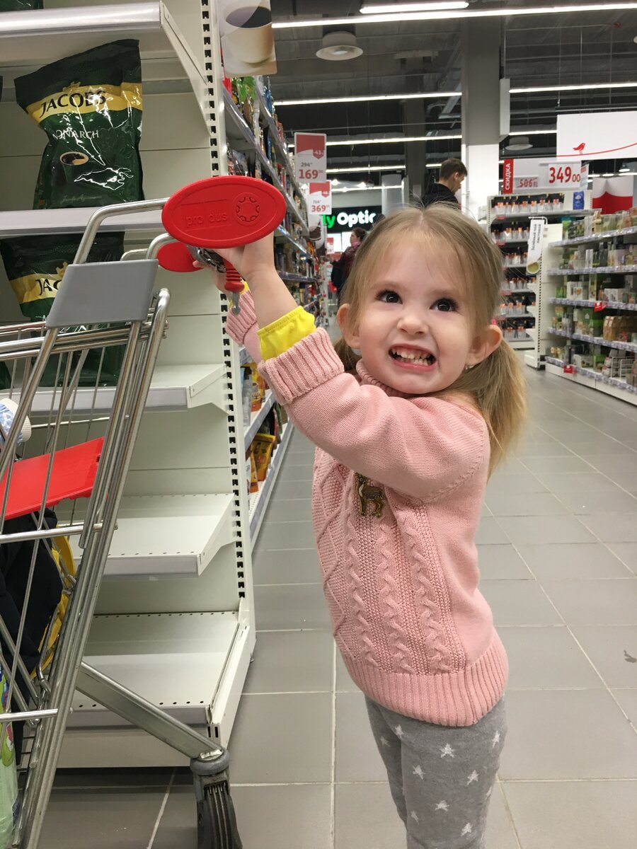 Главный любитель походов по магазинам