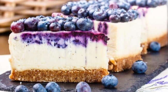 ЧЕРНИЧНЫЙ С ОРЕХАМИ