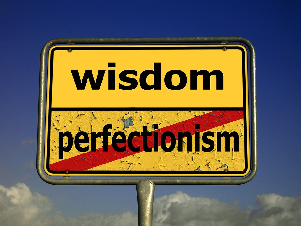 https://cdn.pixabay.com/photo/2013/03/12/15/35/wisdom-92901_960_720.jpg