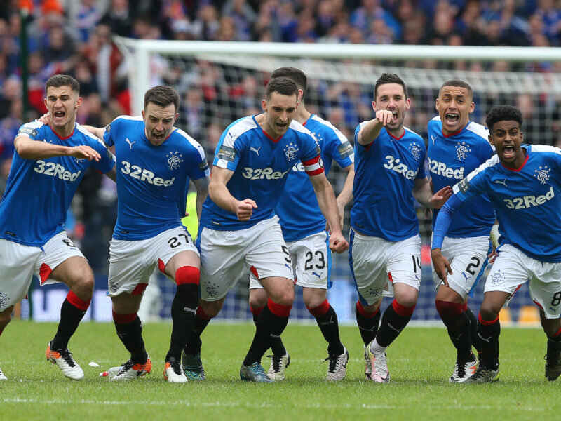 Топ 10 лиг. Зенит Глазго Рейнджерс. Глазго Рейнджерс 2003 2004. Rangers FC Player. Glasgow Rangers Football Club.