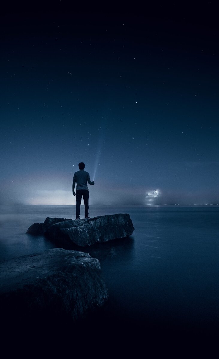 https://images.unsplash.com/photo-1495344517868-8ebaf0a2044a?ixlib=rb-1.2.1&ixid=eyJhcHBfaWQiOjEyMDd9&auto=format&fit=crop&w=1805&q=80