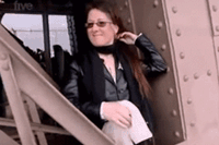 А теперь.. можете поцеловаться!