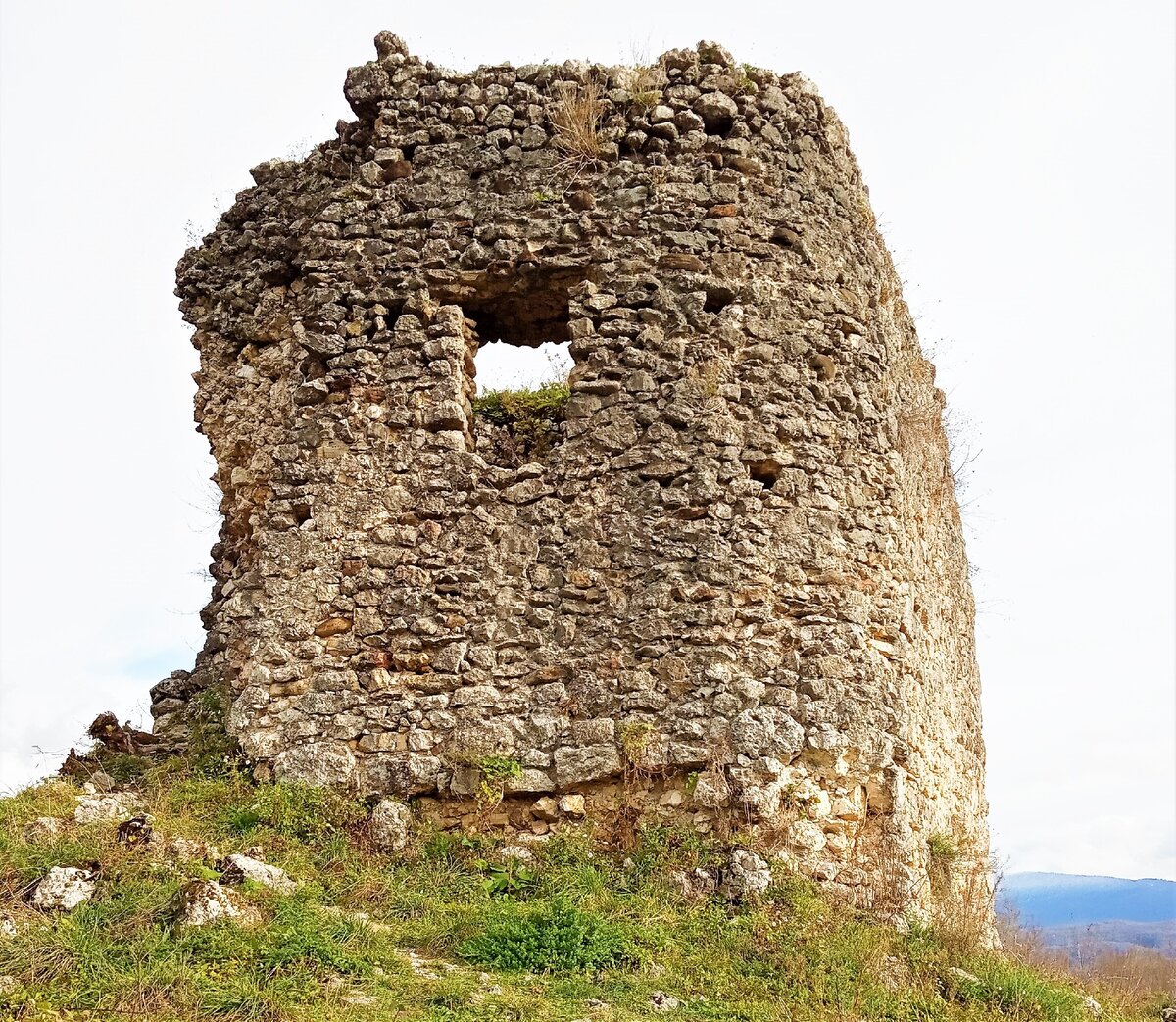 крепости абхазии