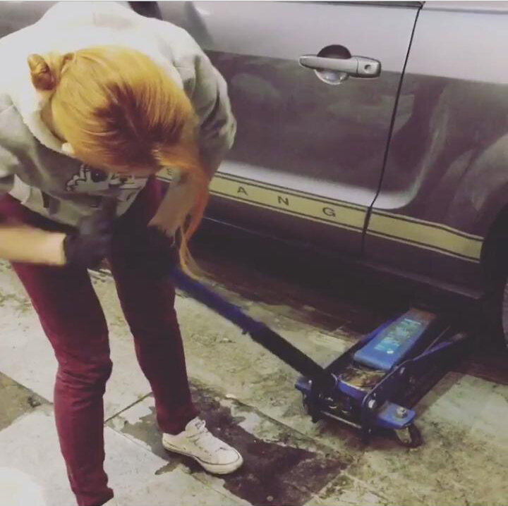 Задний привод зимой?  То что надо! Только резину надо переобуть на зимнюю