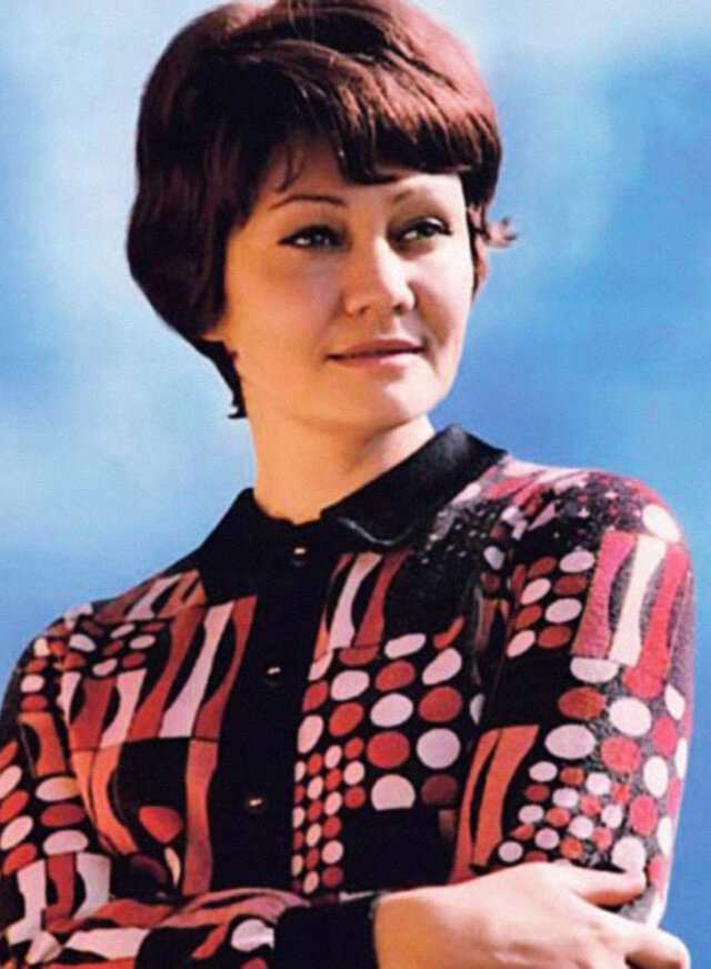 Лариса Лужина в молодости
