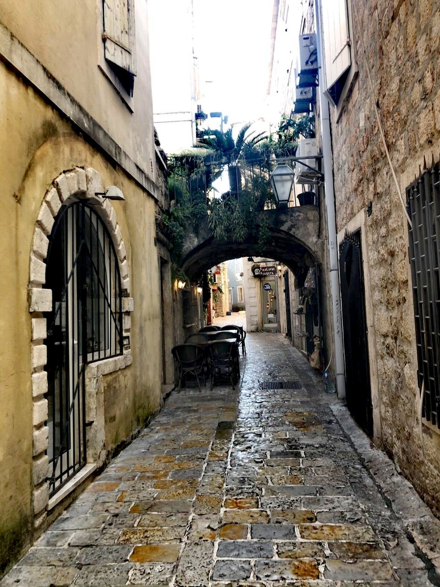 Улочки Будвы