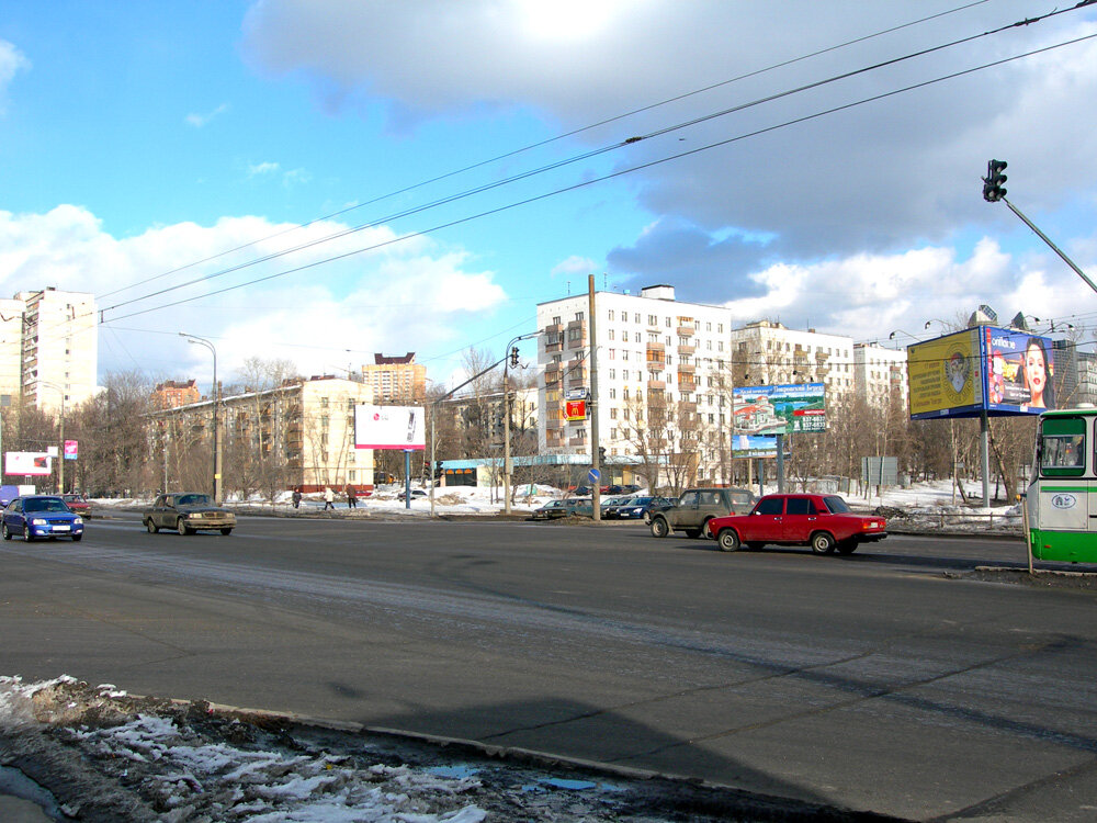 Пересечение проспекта. Проспект Вернадского перекресток. Перекресток Лобачевского и Вернадского. Перекресток проспект Вернадского и Лобачевского. Перекресток на метро университет.