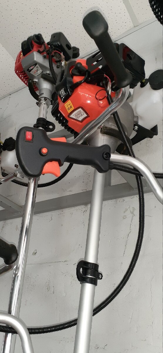 Ручка газа.