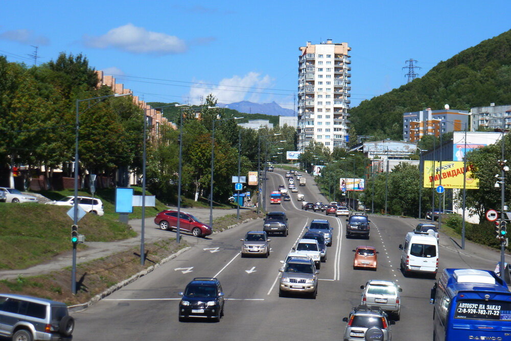 Улица Ленинградская Петропавловска-Камчатского.