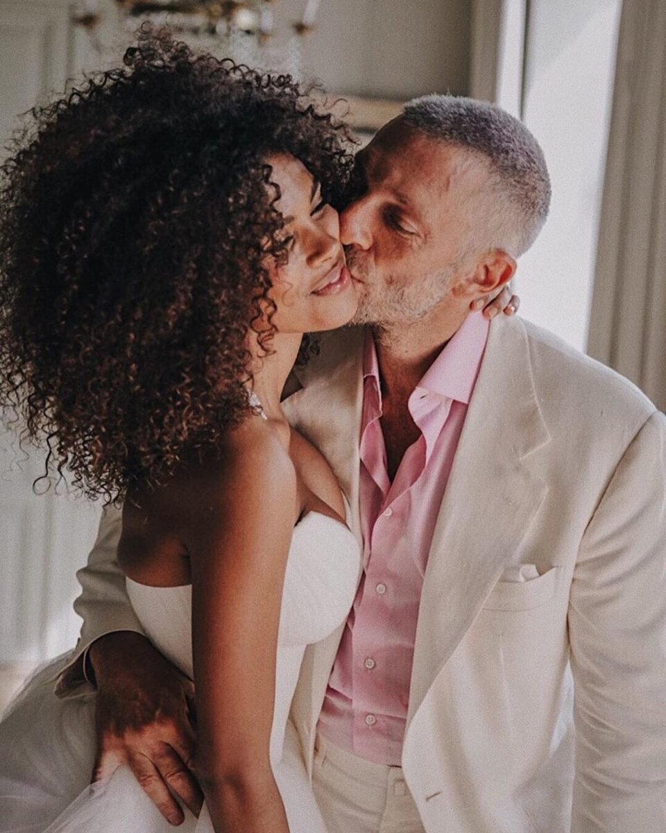 Тина Кунаки и Венсан Кассель