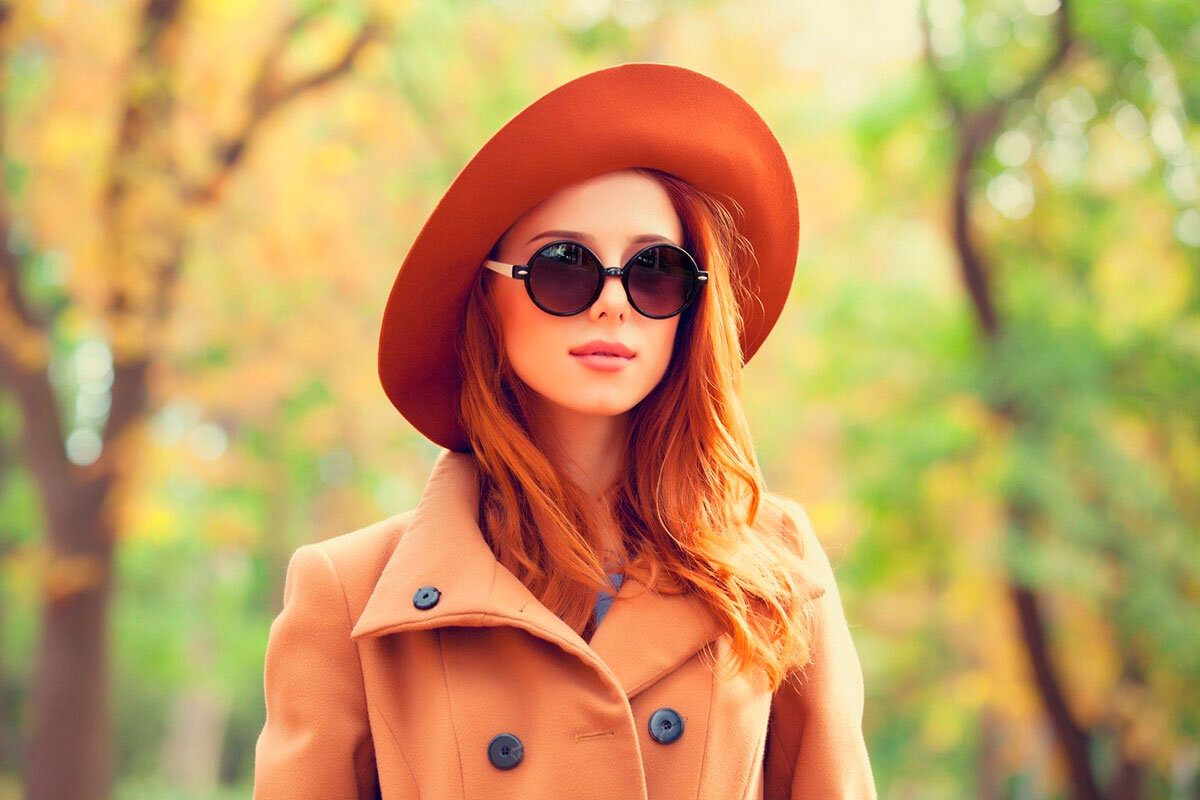 С помощью солнцезащитных очков люди подчеркивают достоинства внешности и скрывают их недостатки, формируют свой имидж