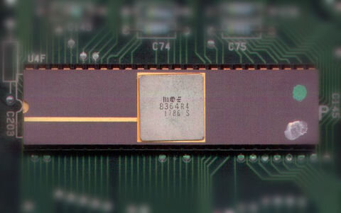 Paula chip (MOS Technology 8364 R4)