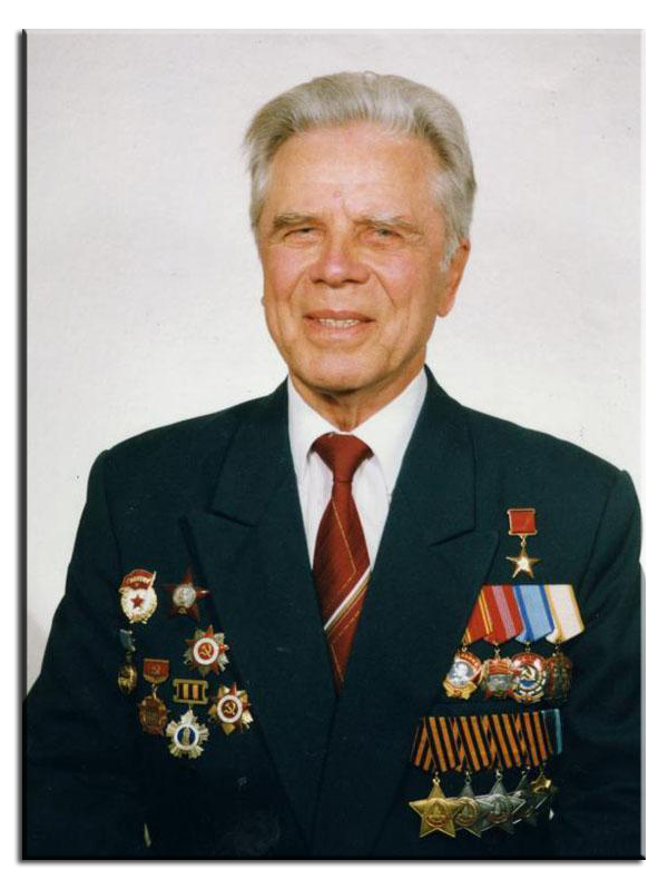 Живые герои советского союза. Христенко кавалер орденов славы.