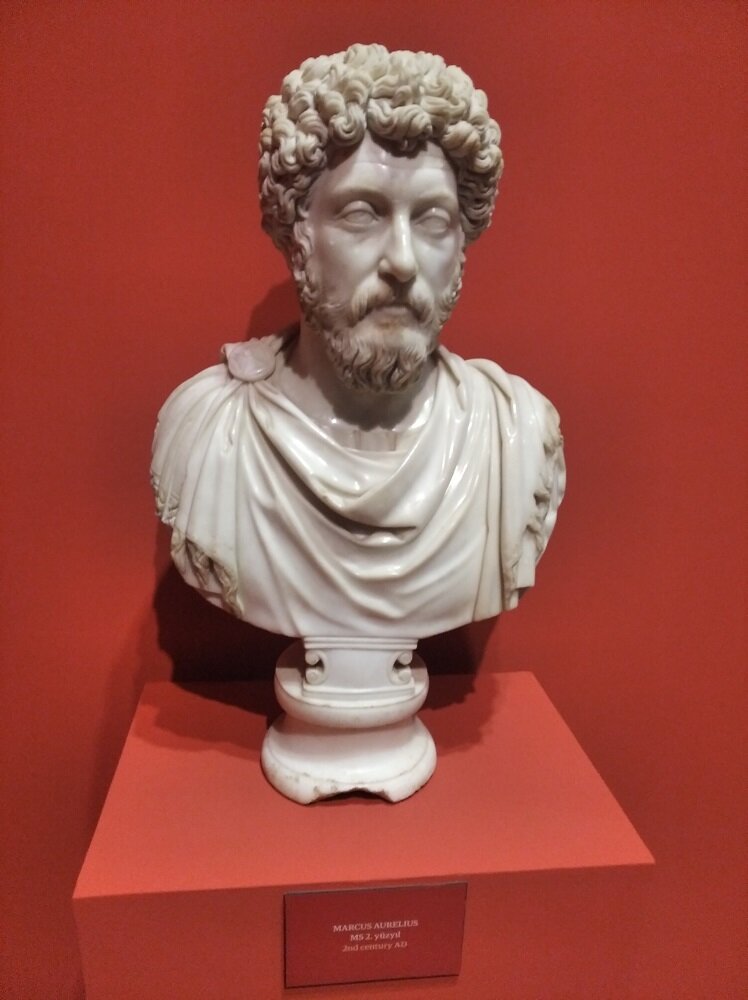 Марк Аврелий (бюст II века н.э.).