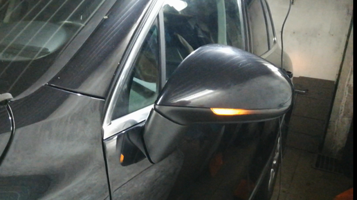 Бегающие диодные повторители поворота в стиле Lexus в зеркала Лада Приора 2