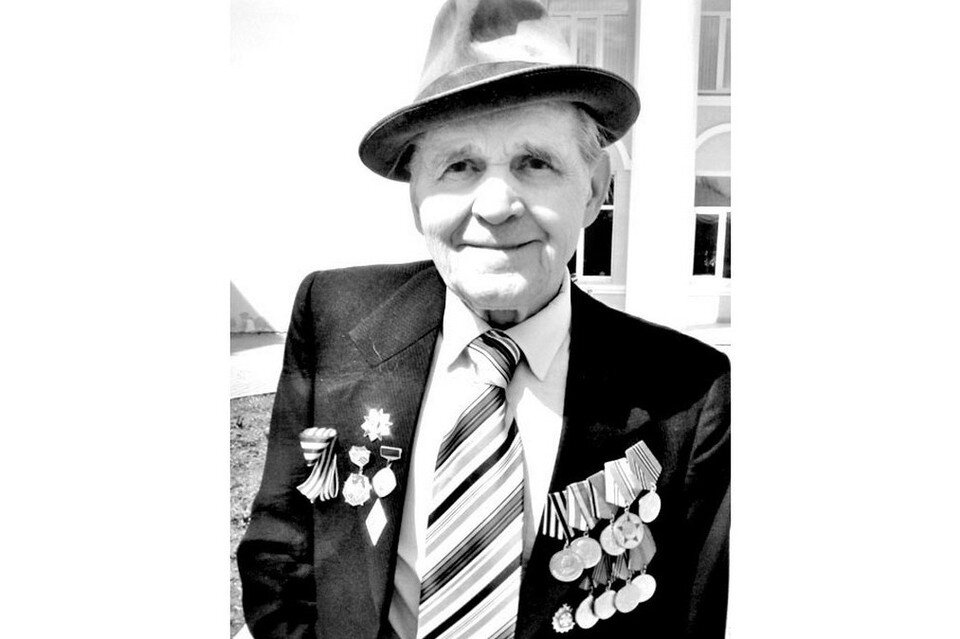     На 97-м году жизни умер участник Великой Отечественной войны Виктор Смирнов.