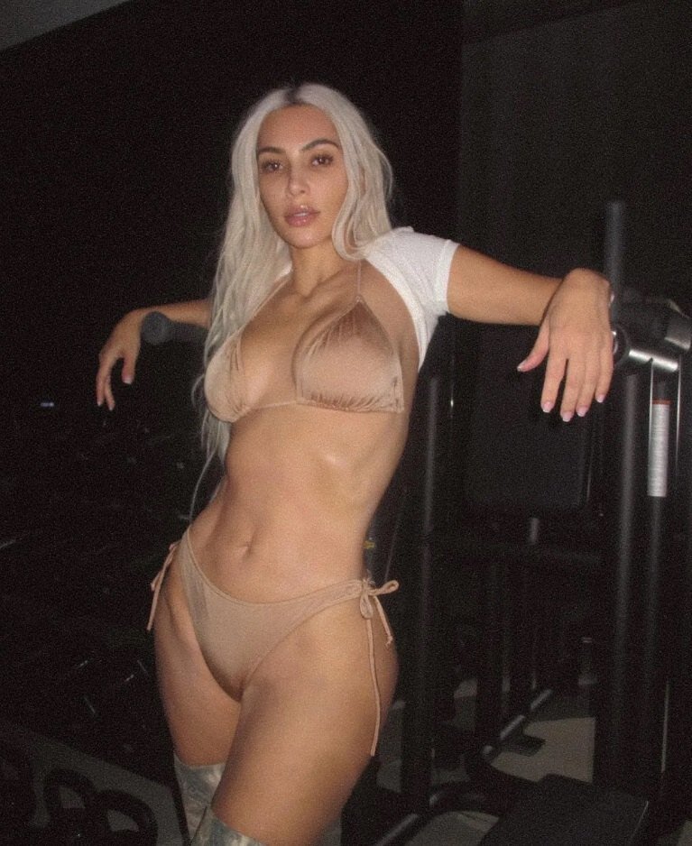    Ким КардашьянСоцсети