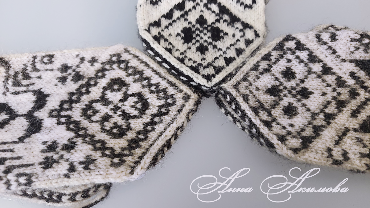 Сельбу варежки. Фото Акимовой Анны.