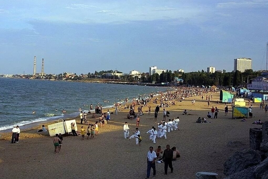 Городской пляж в махачкале адрес и фото