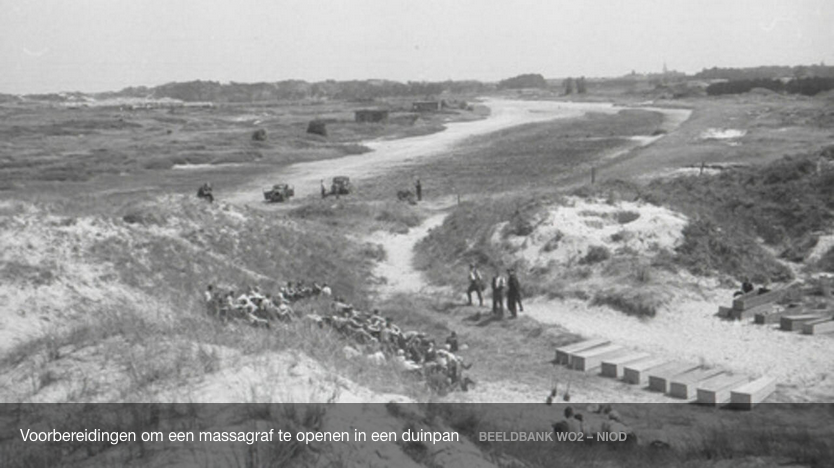Подготовка к вскрытию братской могилы в дюнах / nos.nl