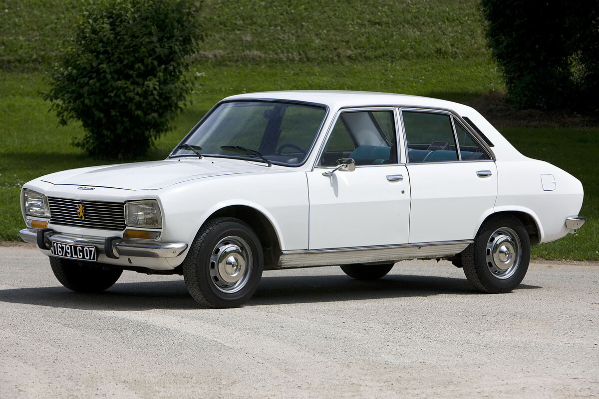 https://s1.cdn.autoevolution.com/images/news/ahmadinejad-to-auction-1977-peugeot-504-26957_1.jpg