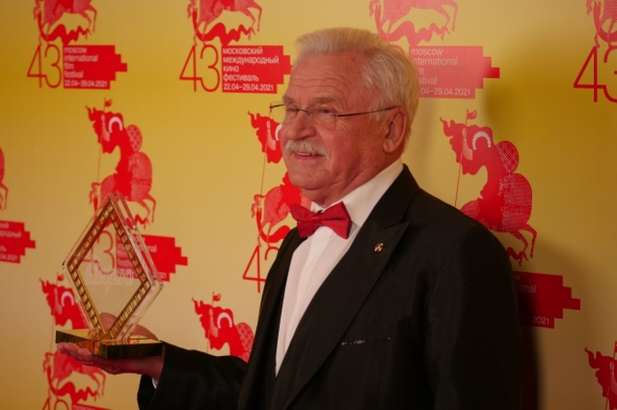    Сергей Никоненко рассказал о знакомстве с Высоцким