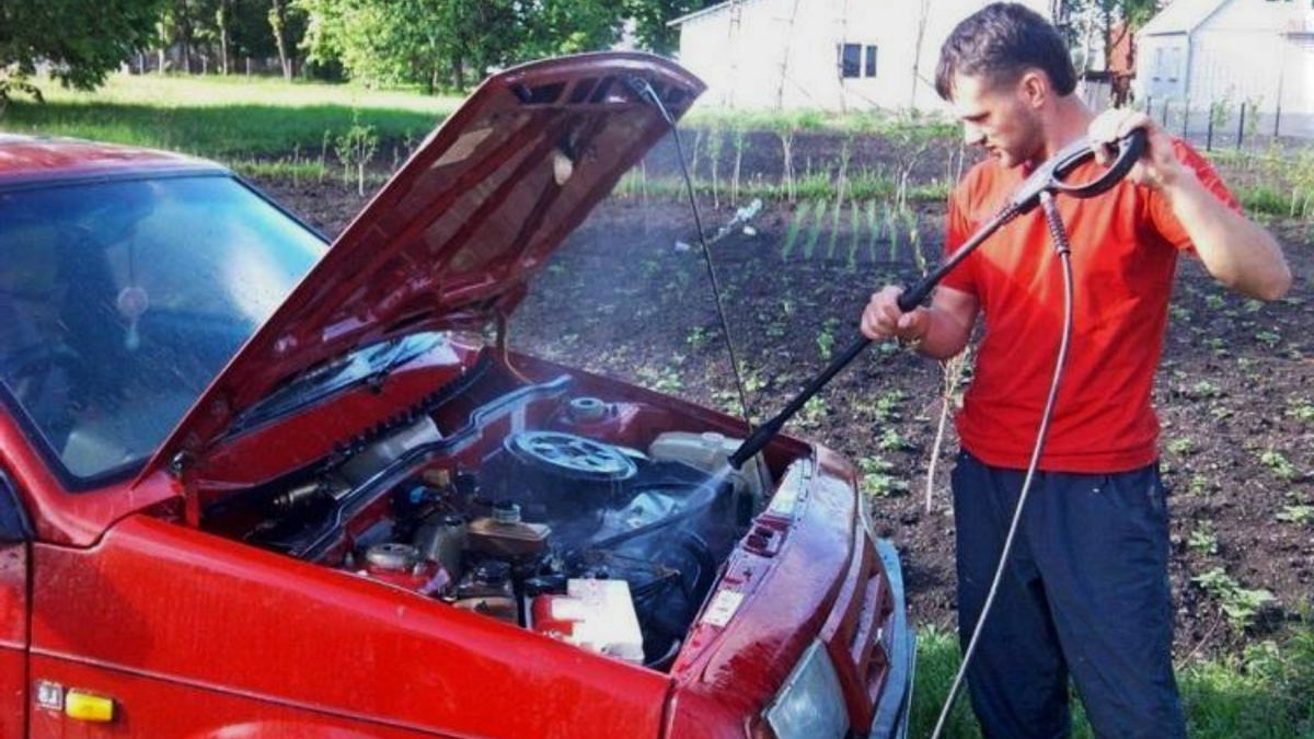 Как правильно помыть двигатель автомобиля самостоятельно керхером рено логан