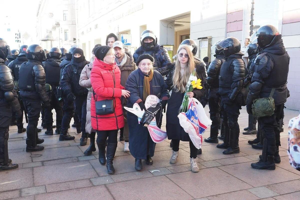 Елена Осипова на митинге. Фото: Олег Золото / MR7