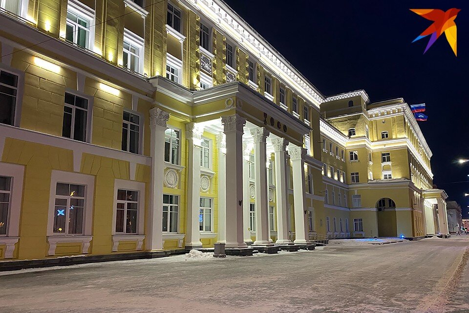     Заместитель руководителя управления Ленинского административного округа Мурманска уволили из-за утраты доверия. Антон ЗАБИРОВ