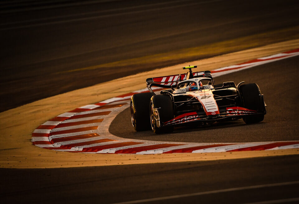    «Пока ничего не взорвалось!» Хюлькенберг пошутил об адаптации к машине HaasLAT Images / Haas