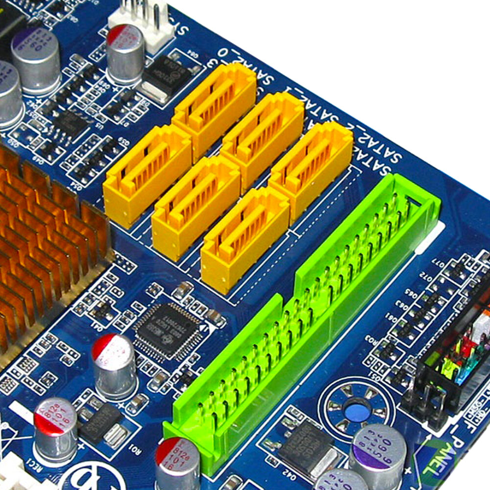 Вид разъема SATA сверху