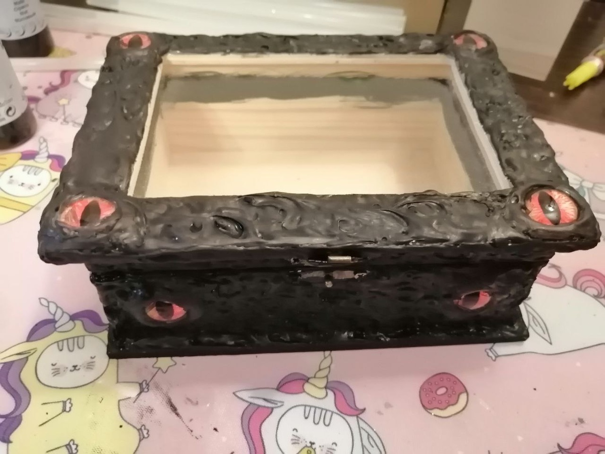 первый слой краски