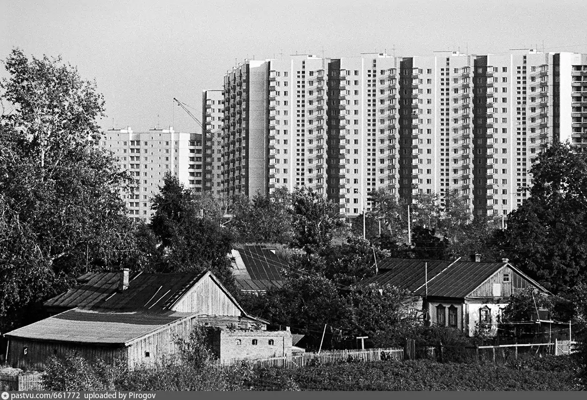 Московский район Тропарево строится на месте бывшей деревни с таким названием, 1978 г. Автор И. Зотин, РИА Новости.