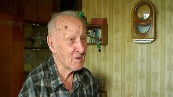 На условия жизни 93-летнего ветерана труда в Новосибирске пожаловались его соседи
