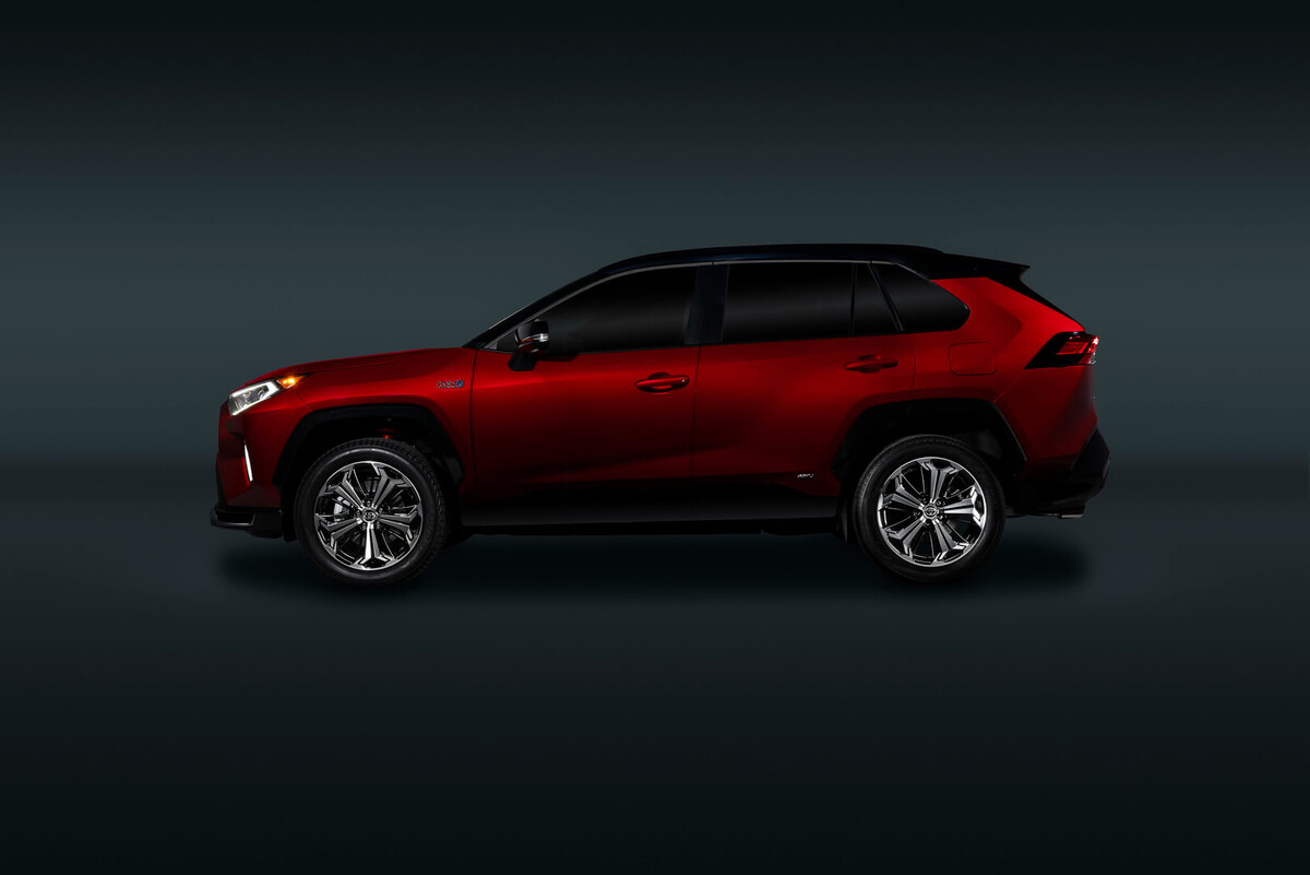 Toyota RAV4 Prime 2021 года