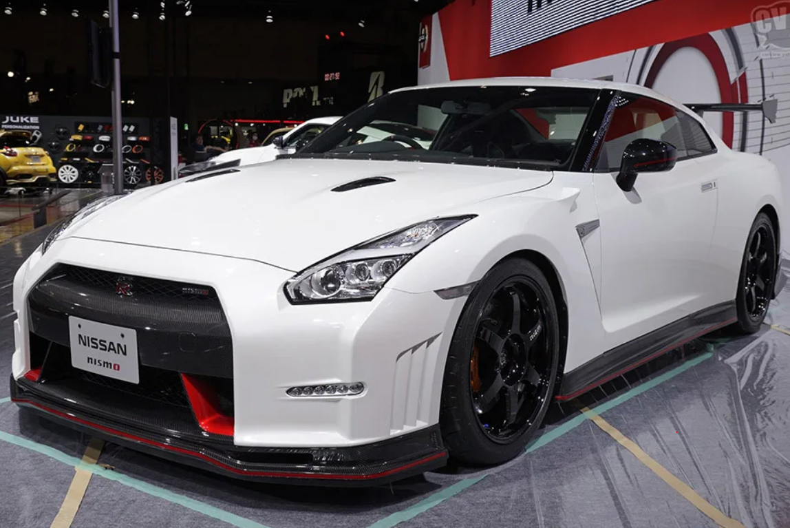 Gtr r35 nismo. Nissan GTR r35 новый. Nissan GTR r35 Nismo 2021. Nissan GTR 35 2023. Nissan GTR r35 2023 Nismo.