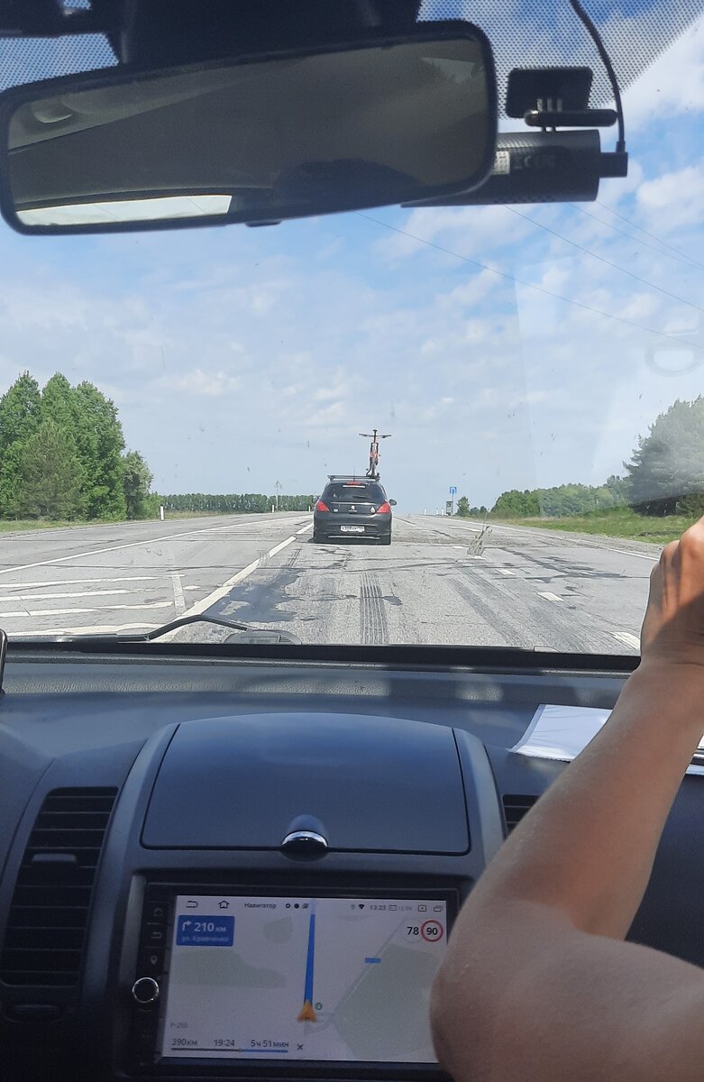 На колесе у Огарко-team)))