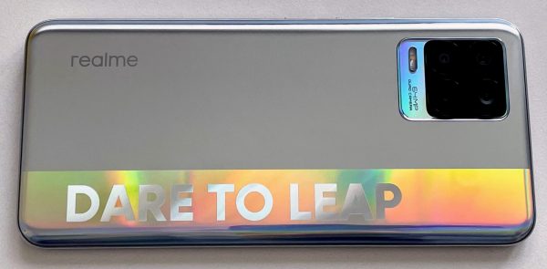 Обзор смартфона Realme 8: за 20 тысяч вполне и весьма21