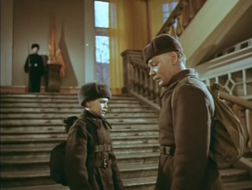 Кадр из фильма "Сын полка", 1981