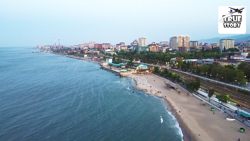 Пляж в Махачкале