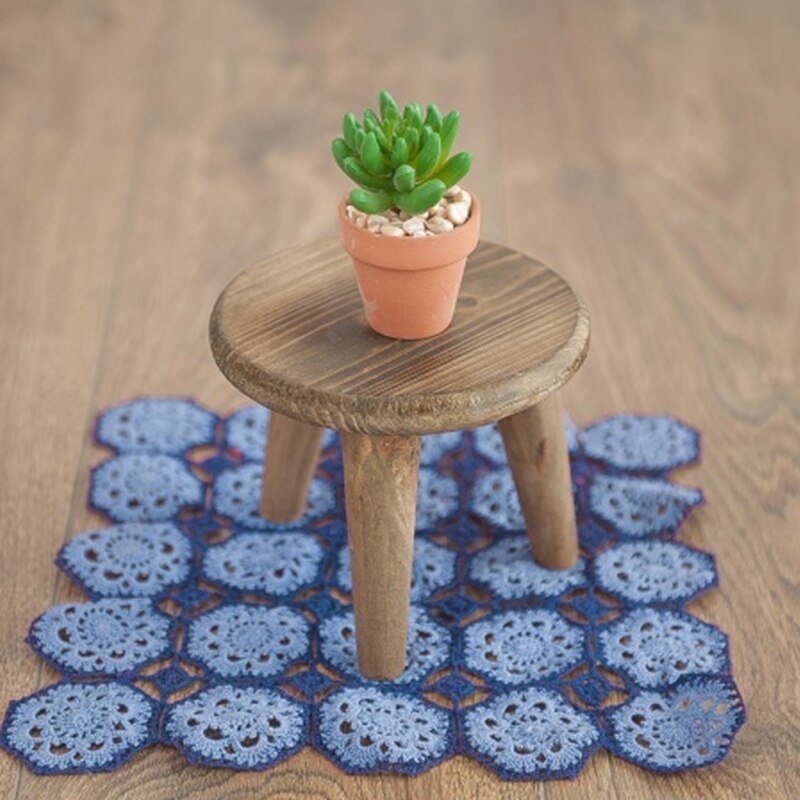 Столик круглый