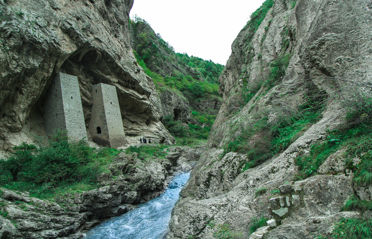 ушкалойские башни